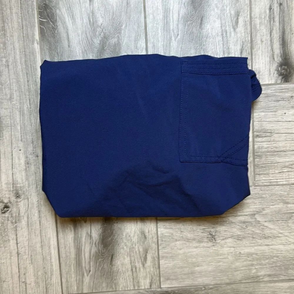 Infinity Womens Blue Short Sleeve V-Neck Knit Panel Solid Scrub Top Large